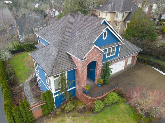 10418 NW Mayer Ct, Portland, OR 97229