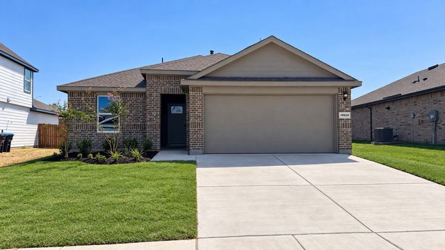 10625 Diamond Mine Dr, Fort Worth, TX 76036