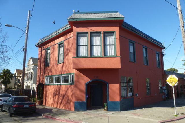 3403 Harlan St #1, Emeryville, CA 94608
