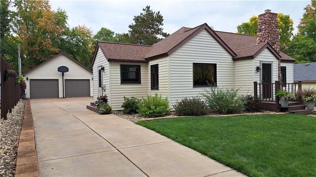 1409 8th Avenue, Bloomer, WI 54724