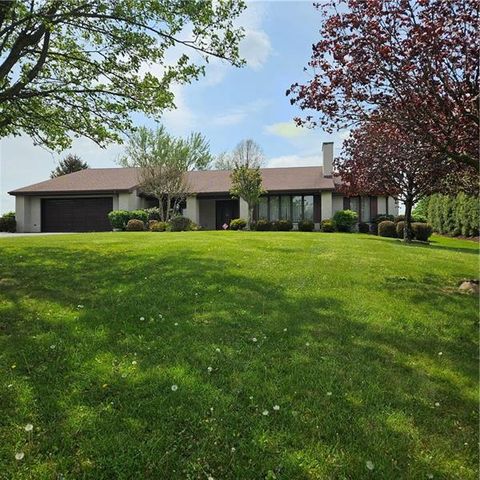 136 Heritage Hills Rd S, Uniontown, PA 15401
