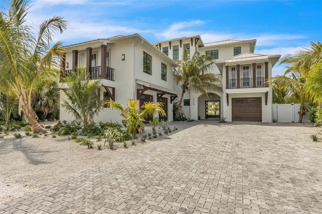224 Chilson Ave, Anna Maria, FL 34216