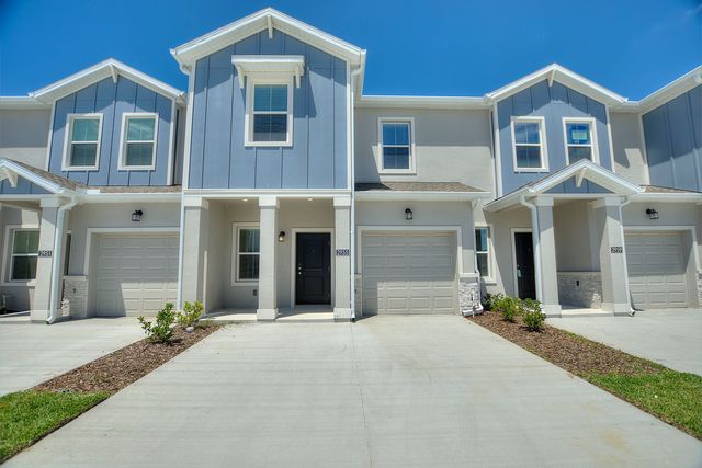 2955 Savoir Ave, Davenport, FL 33837