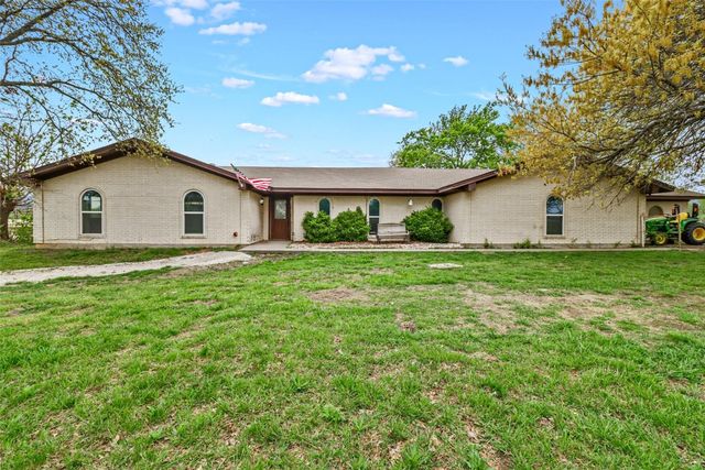 171 County Road 154, Gainesville, TX 76240