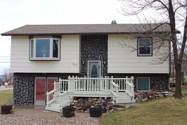 7008 Julie Ct, Black Hawk, SD 57718