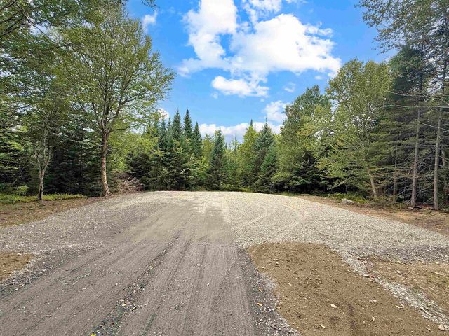 8 Ivan Drive, Pittsburg, NH 03592