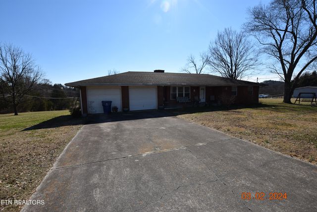 6920 Hammer Rd, Knoxville, TN 37924