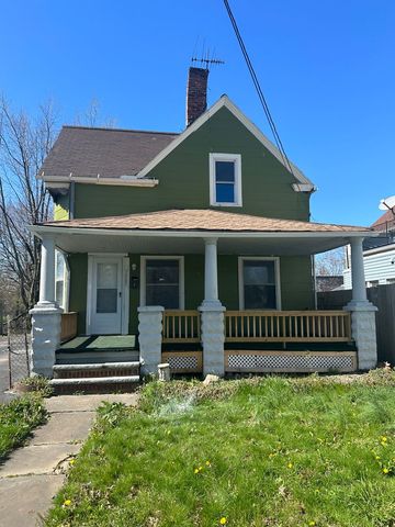 5885 Cable Ave, Cleveland, OH 44127