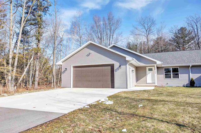 3700 S  Timber Trl, Suamico, WI 54173