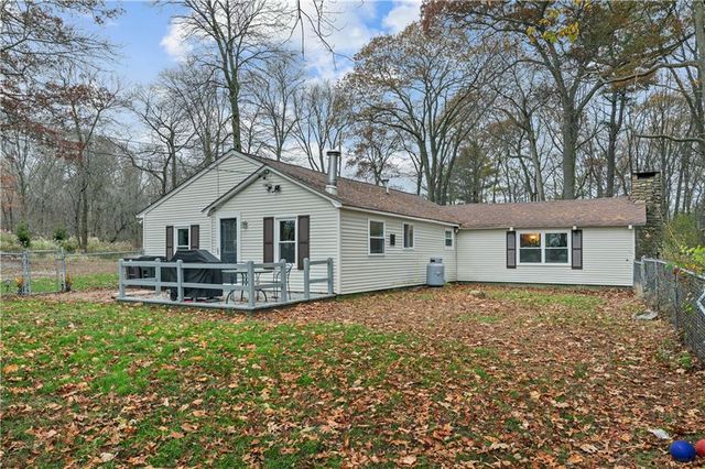 70 Cucumber Hill Rd, Foster, RI 02825