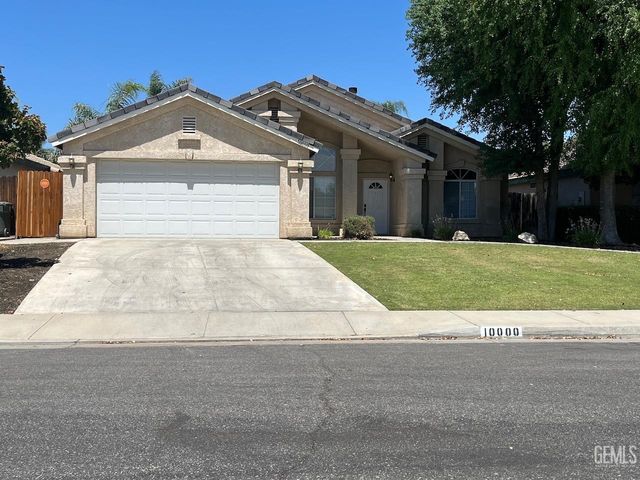 10000 Boone Valley Dr, Bakersfield, CA 93312