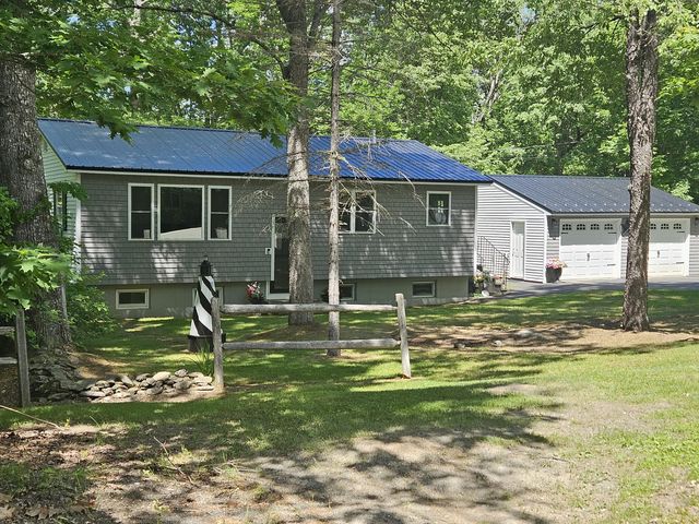 537 George Road, Hermon, ME 04401