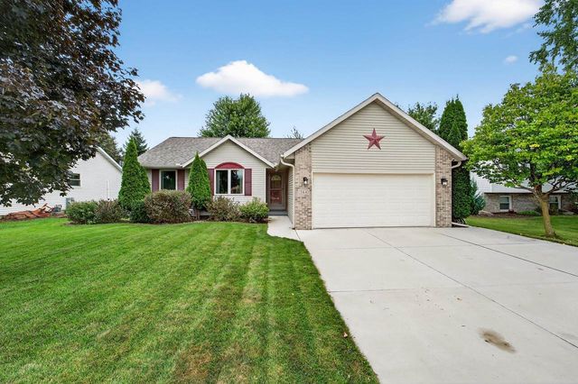 564 South Burr Oak Avenue, Oregon, WI 53575