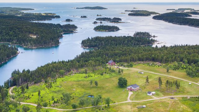 137&187 Long Cove Road, Vinalhaven, ME 04863