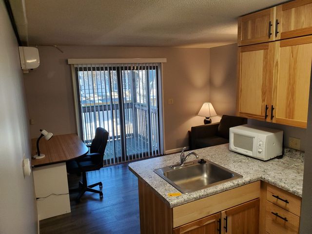901 W  Springfield Avenuebailey Apartments, Urbana, IL 61801