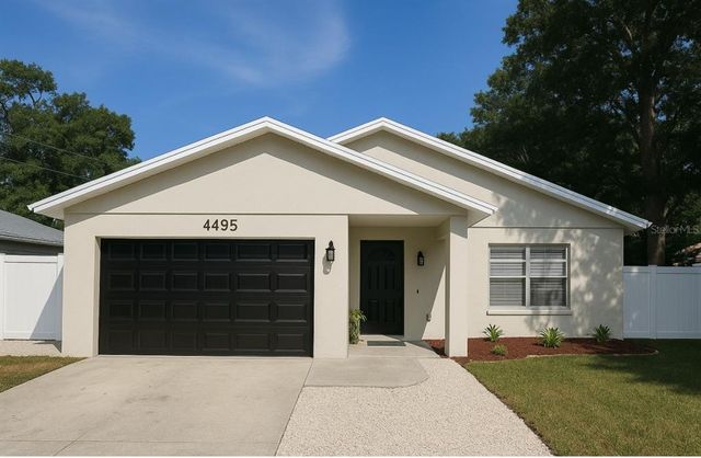 4495 Flatbush Ave, Sarasota, FL 34233