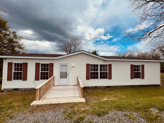 417 Chester St, Athens, TN 37303