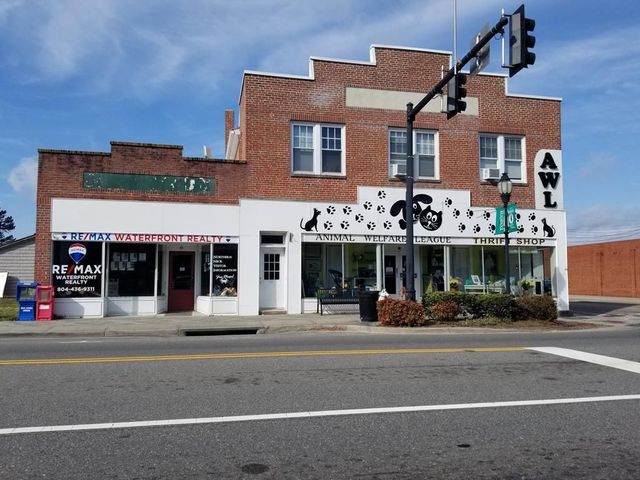 77 S  Main St   #3, Kilmarnock, VA 22482