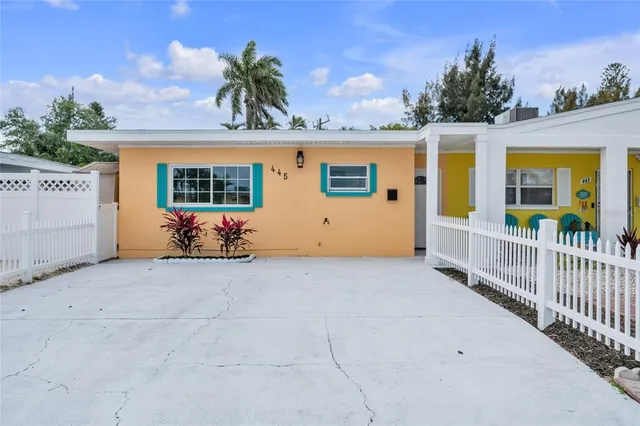 445 63rd St, Holmes Beach, FL 34217
