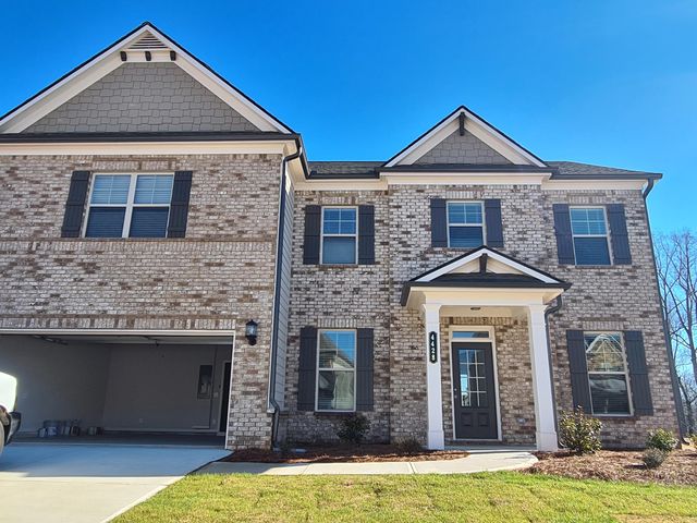 4428 Silver Oak Dr, Gainesville, GA 30504