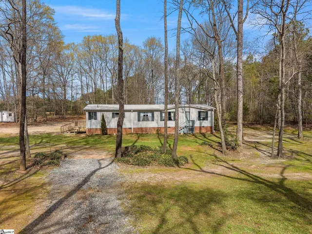 360 Geddis Rd, Inman, SC 29349
