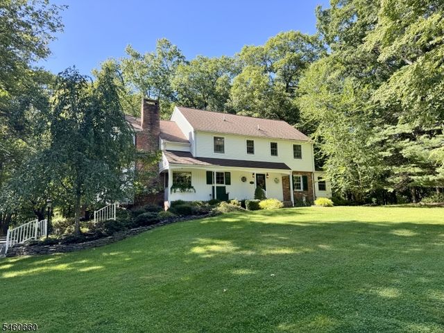 463 Laurel Ln, Butler, NJ 07405