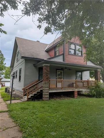 213 George St, Effingham, KS 66023