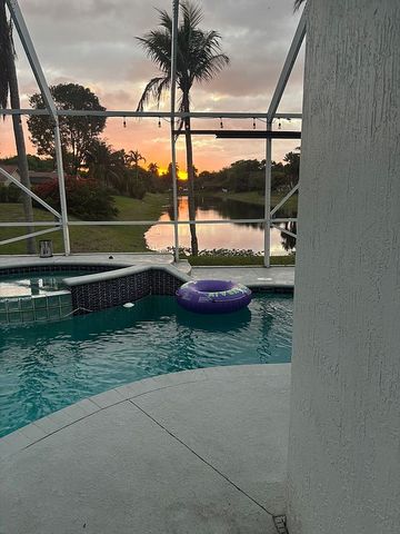 4220 NW 90th Ter, Coral Springs, FL 33065