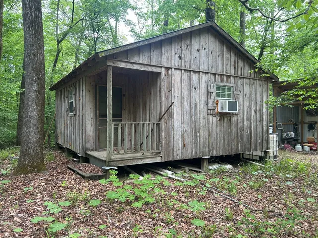 Gillis Rd, Macon, MS 39341