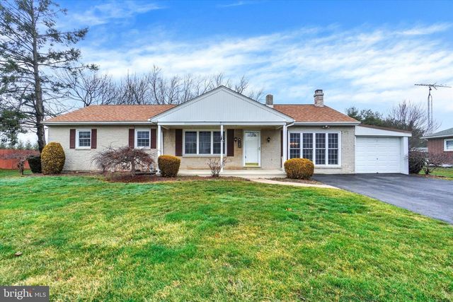 103 E  Clearview Dr, Shrewsbury, PA 17361