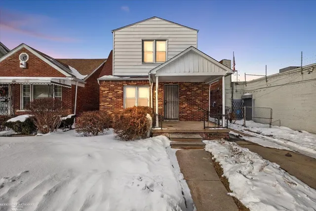 20575 Dean St, Detroit, MI 48234