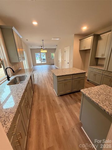 34 Stricker Ave, Concord, NC 28027