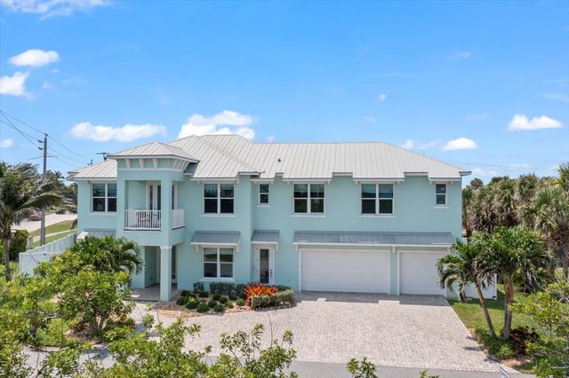 105 Sea Dunes Dr, Melbourne Beach, FL 32951