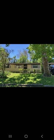 7442 N  Ridgeway Rd, Jacksonville, FL 32244