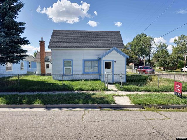 115 2nd Ave, Evanston, WY 82930