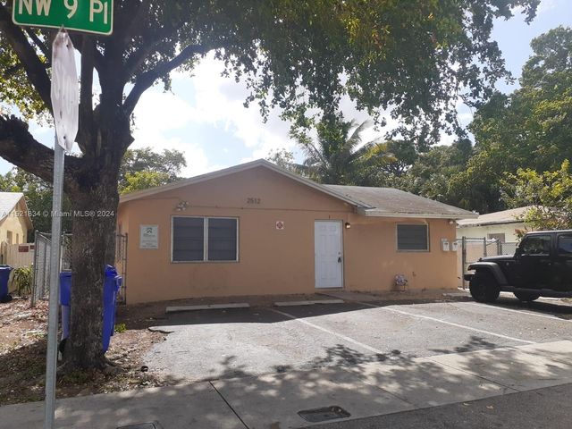 2512 NW 9th Pl, Fort Lauderdale, FL 33311