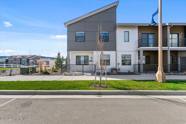 1090 E  4th Ave, Post Falls, ID 83854