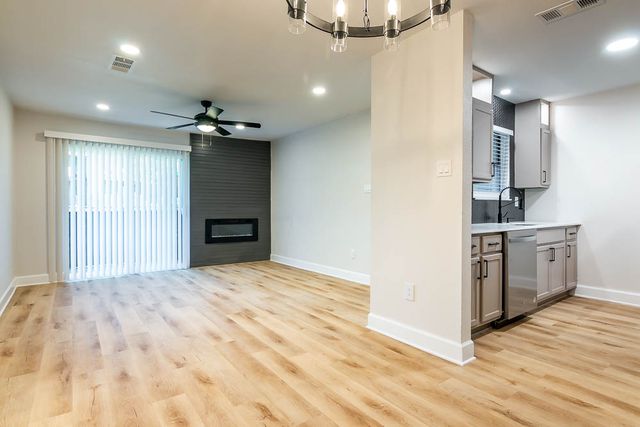 2309 Berkeley Ave #2090, Austin, TX 78745