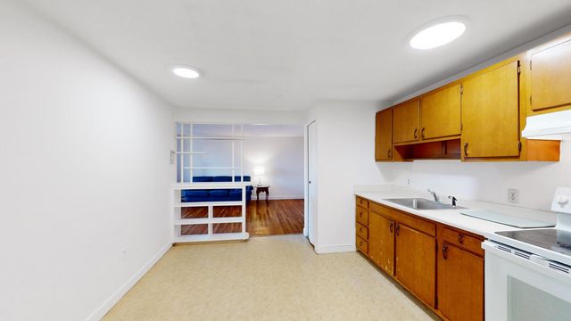 175 W  Wyoming Ave #43, Melrose, MA 02176