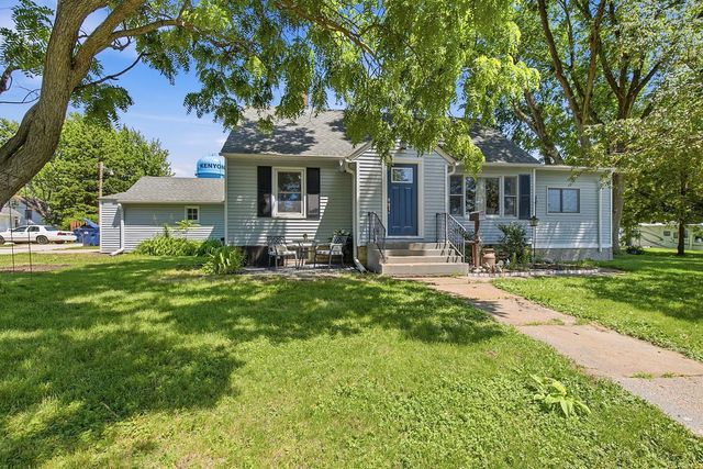 717 Forest St, Kenyon, MN 55946