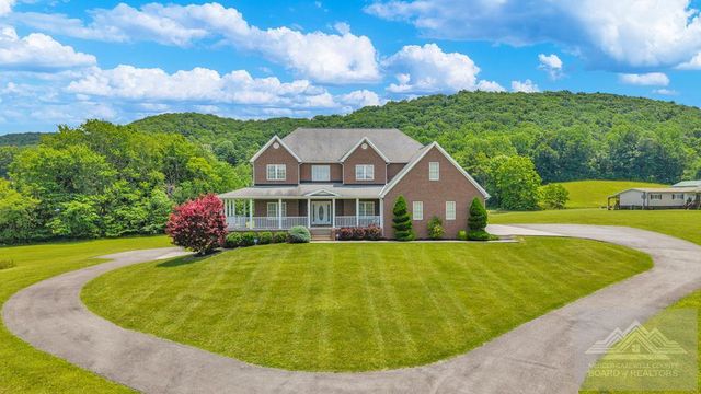4198 Hinton Rd, Athens, WV 24712