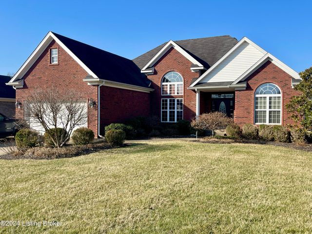4003 Townsend Ct, Floyds Knobs, IN 47119