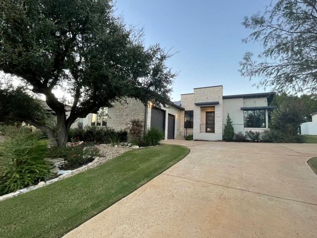321 Ringtail Stream Dr, Lakeway, TX 78738