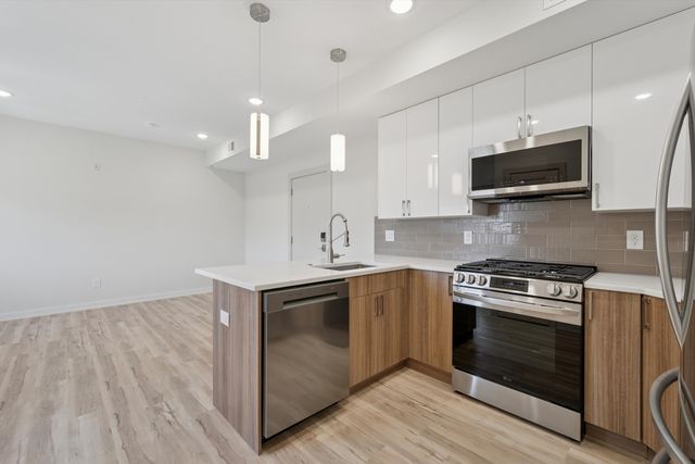 3729 Lancaster Ave #a1c418f14, Philadelphia, PA 19104