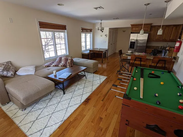 124 68th St #206, Guttenberg, NJ 07093
