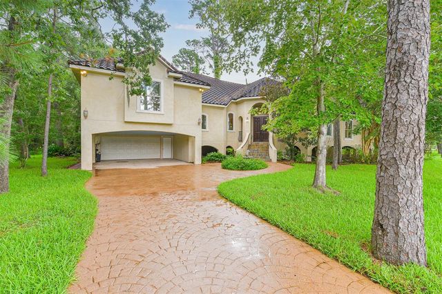 113 Imperial Dr, Friendswood, TX 77546