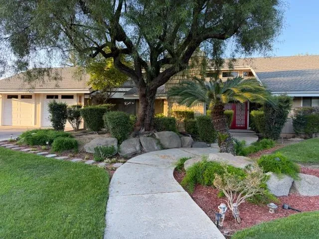 3782 W  Locust Ave, Fresno, CA 93711