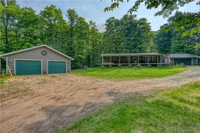 48400 Old Grade Rd., Cable, WI 54821