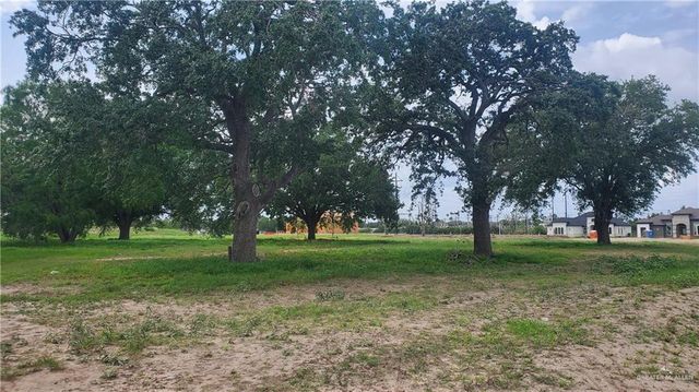 713 S  Westgate Dr, Weslaco, TX 78596