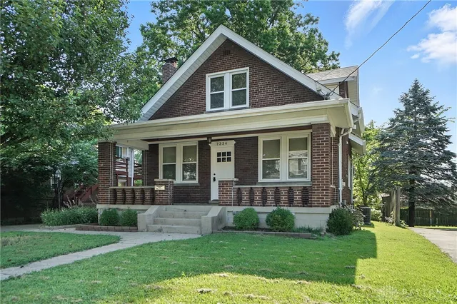 7336 Maple Ave, Cincinnati, OH 45231